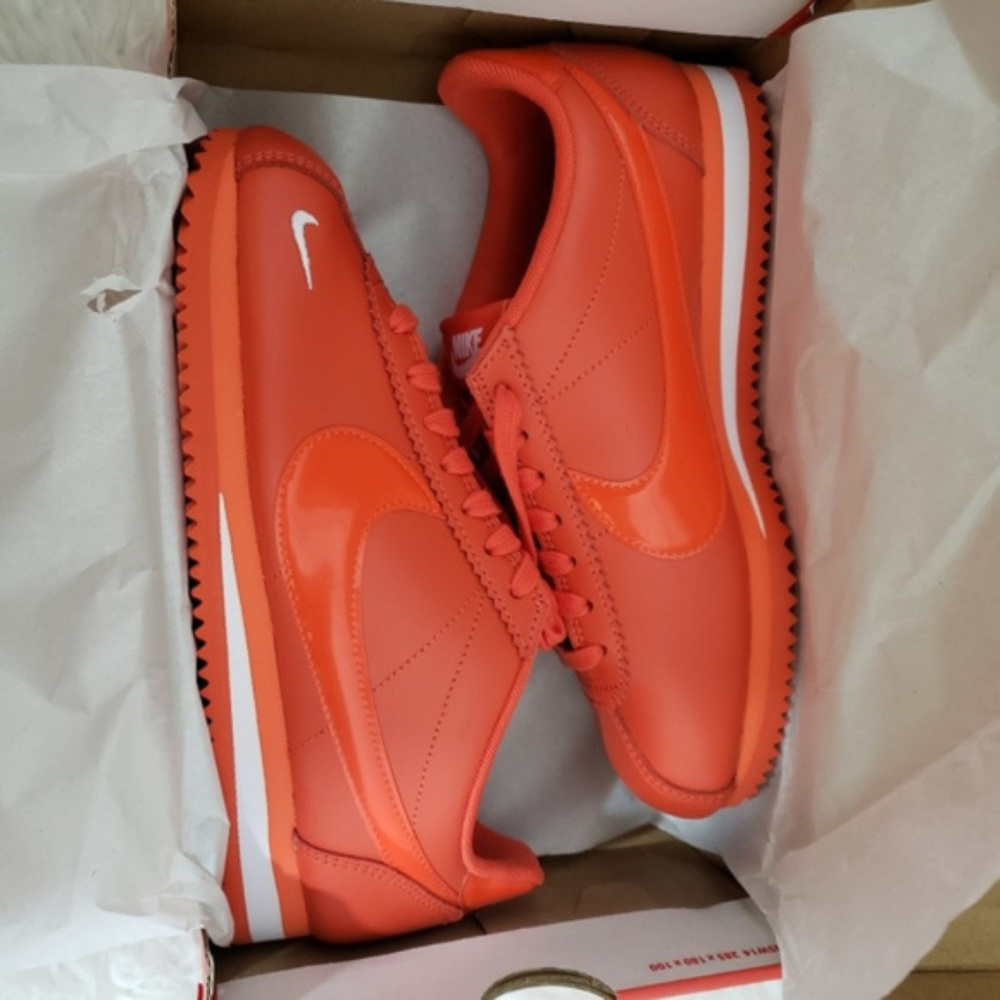 New Nike Classic Cortez PREM Orange Sneakers - Picture 7 of 7